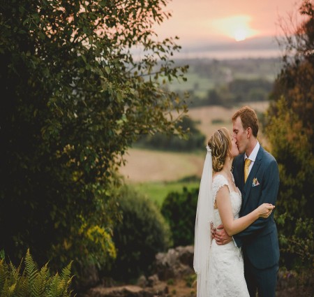 Wedding Photographer Checklist: Everything to Discuss Before the Big Day